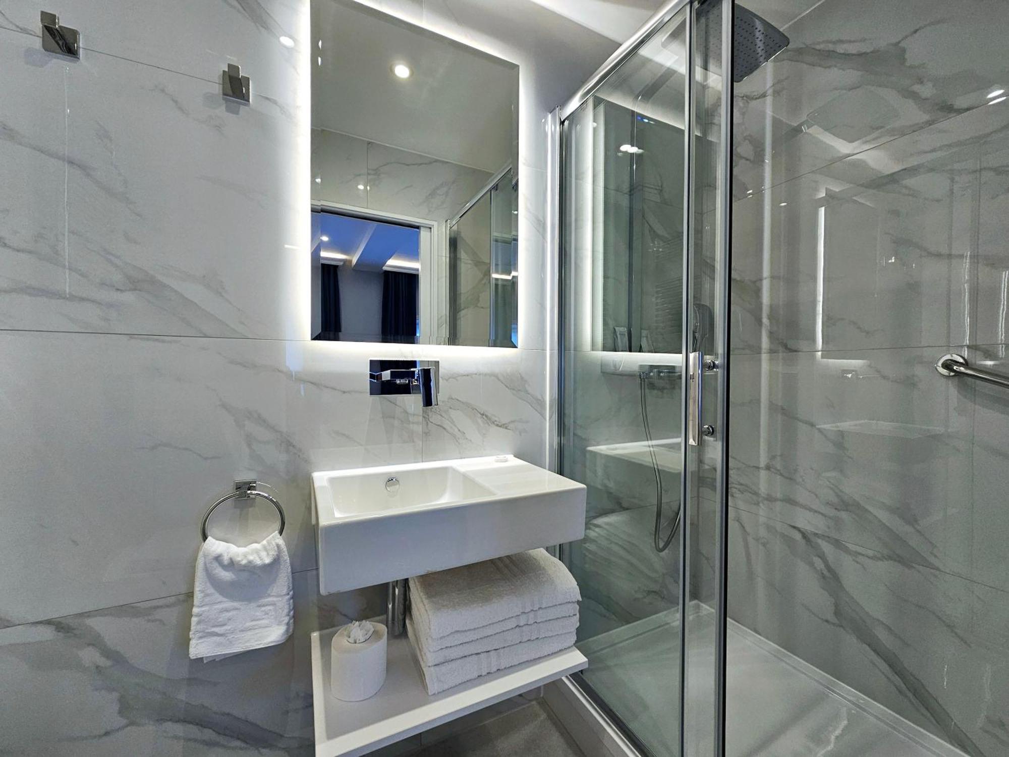 Nox Paddington Hotel London Room photo